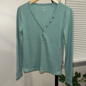 American Eagle Waffle Long Sleeve Henley